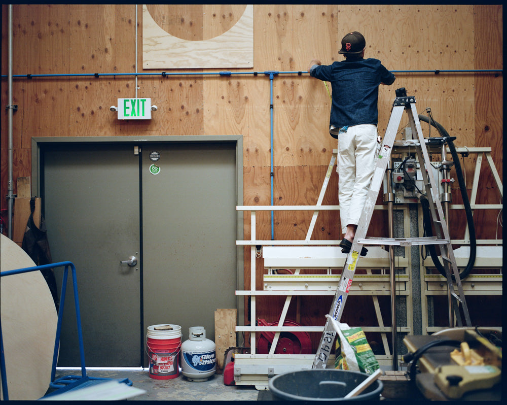 Gallery images of the Men’s Italian Denim Workshirt
