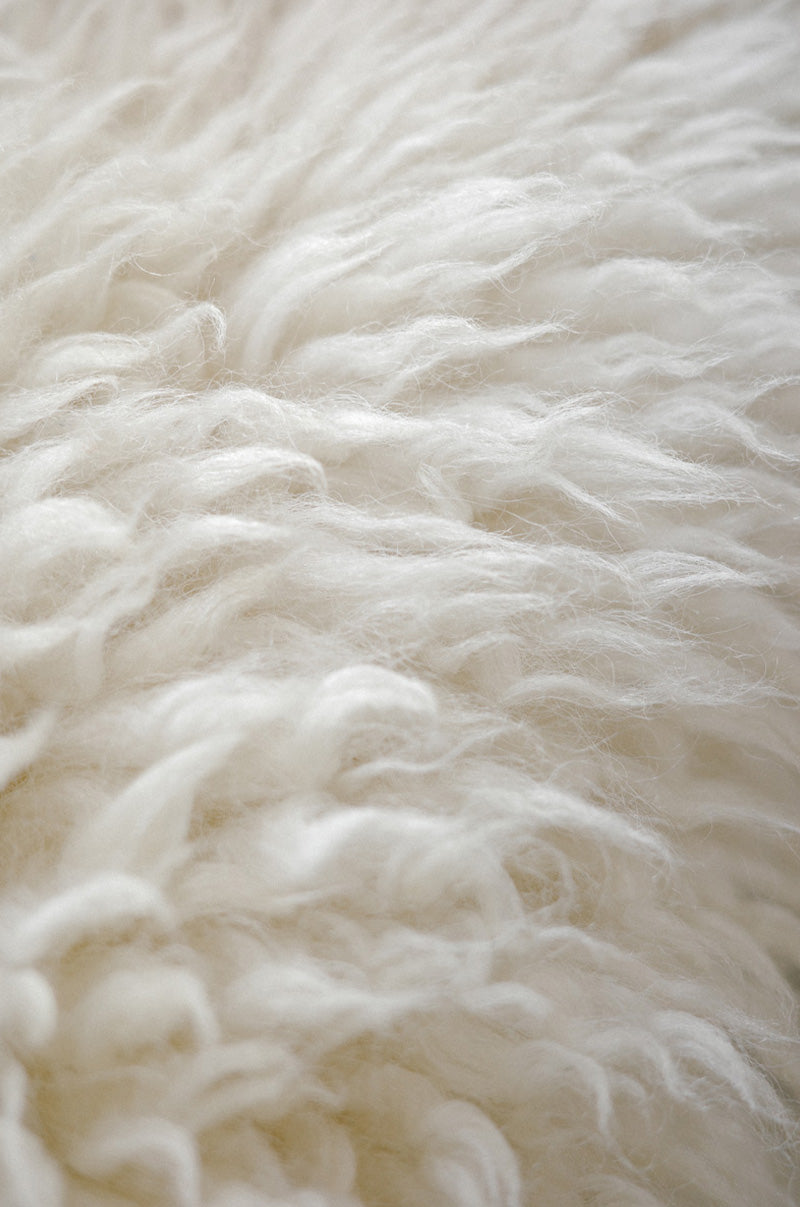 Gallery images of the WOMEN'S BATCH NO.16 - HERDWICK BROWN