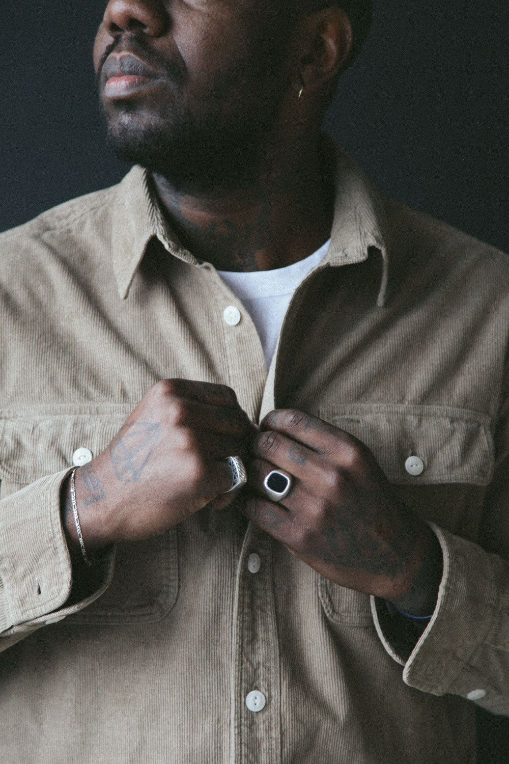 Gallery images of the Men’s French Corduroy Workshirt - Oat