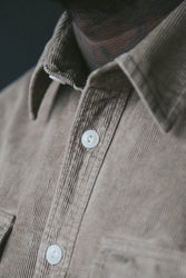 main Men’s French Corduroy Workshirt - Oat