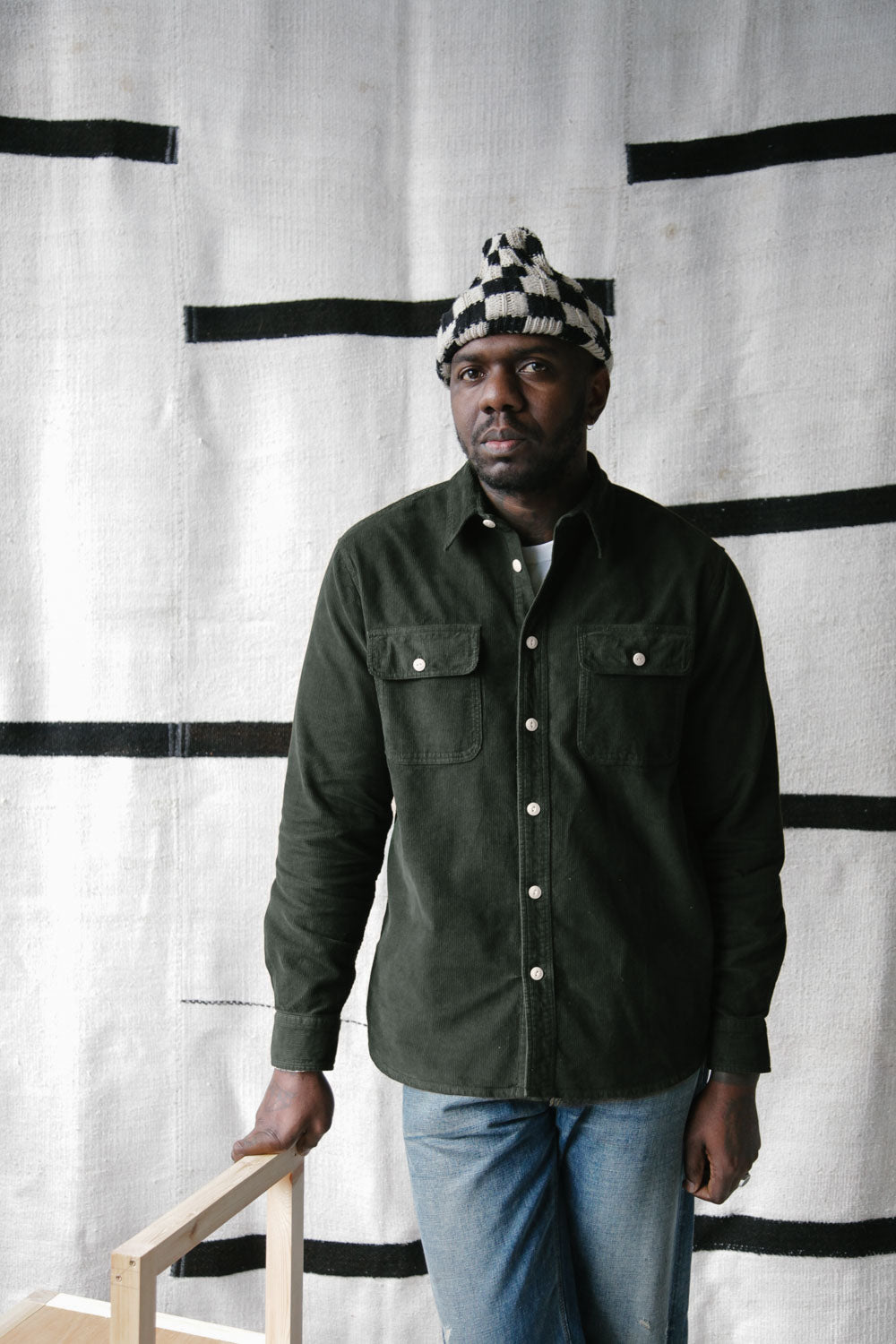 Gallery images of the Men’s French Corduroy Workshirt - Pine Green