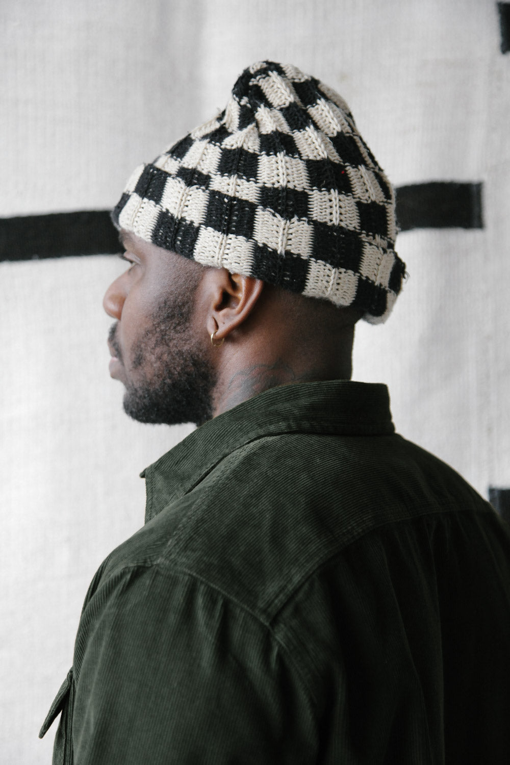 Gallery images of the Men’s French Corduroy Workshirt - Pine Green