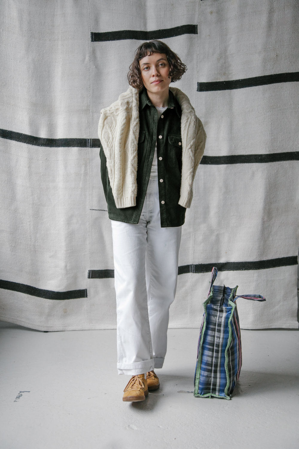 Gallery images of the Women’s French Corduroy Workshirt - Pine Green