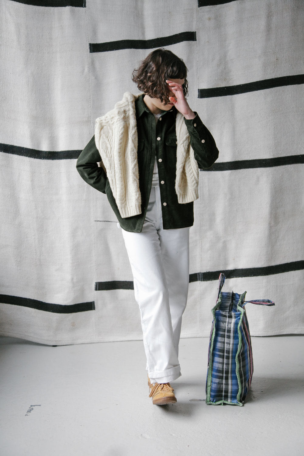 Gallery images of the Women’s French Corduroy Workshirt - Pine Green