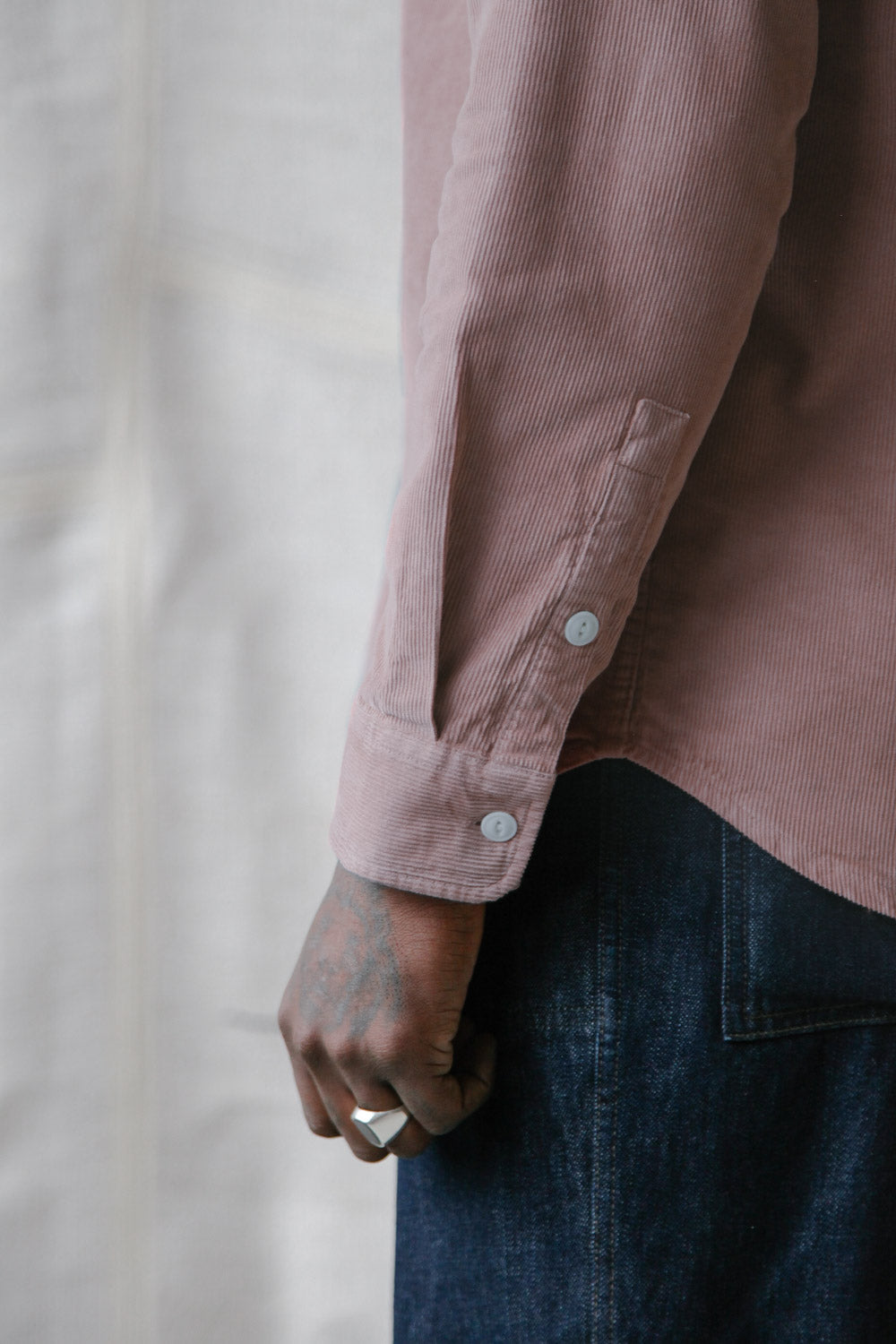 Gallery images of the Men’s French Corduroy Workshirt - Smokey Pink