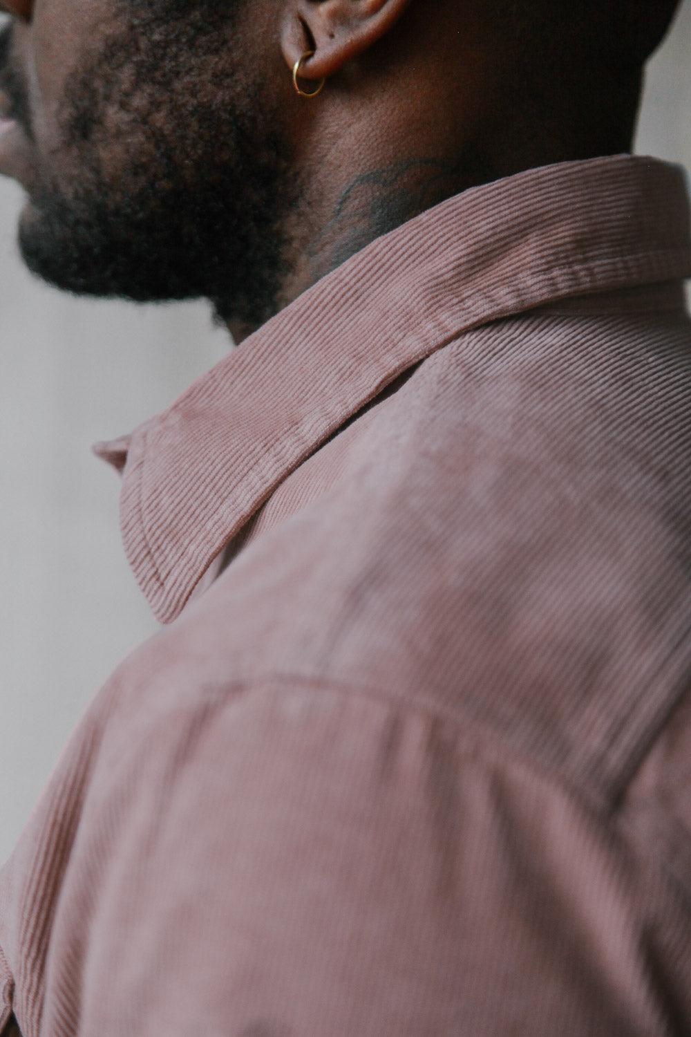 Gallery images of the Men’s French Corduroy Workshirt - Smokey Pink