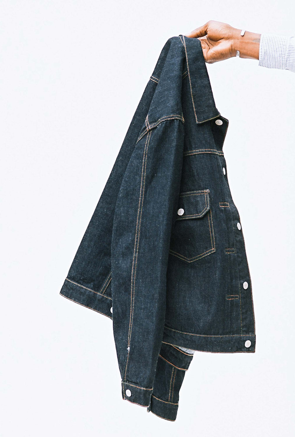 Gallery images of the MEN'S BATCH NO.9 - DARK RINSE WASH