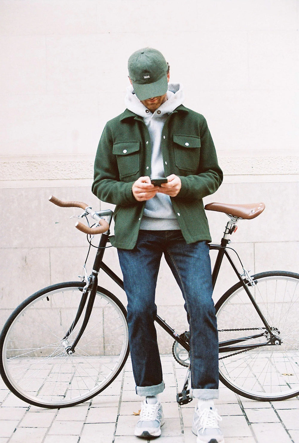 Gallery images of the MEN'S BATCH NO.5 - FOREST GREEN
