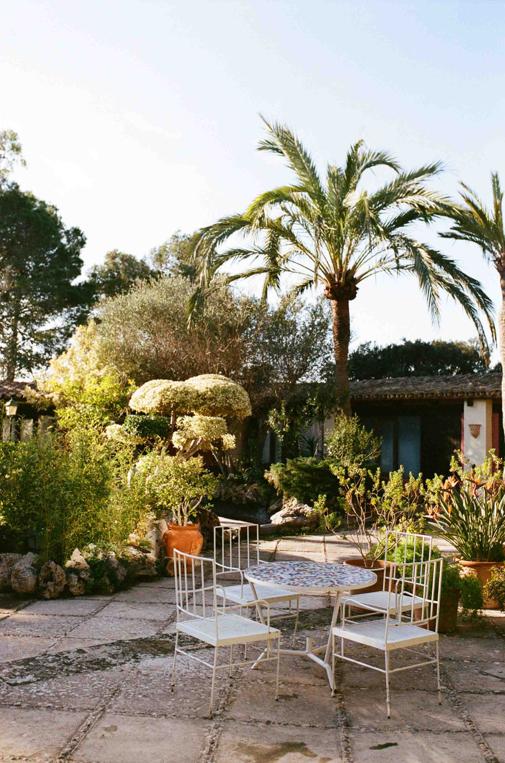 Gallery images of the BATCH NO.14 - ECRU - MEN'S