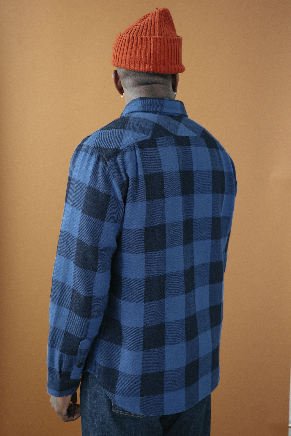 Gallery images of the Men’s Japanese Indigo Check Flannel Shirt (Blue)