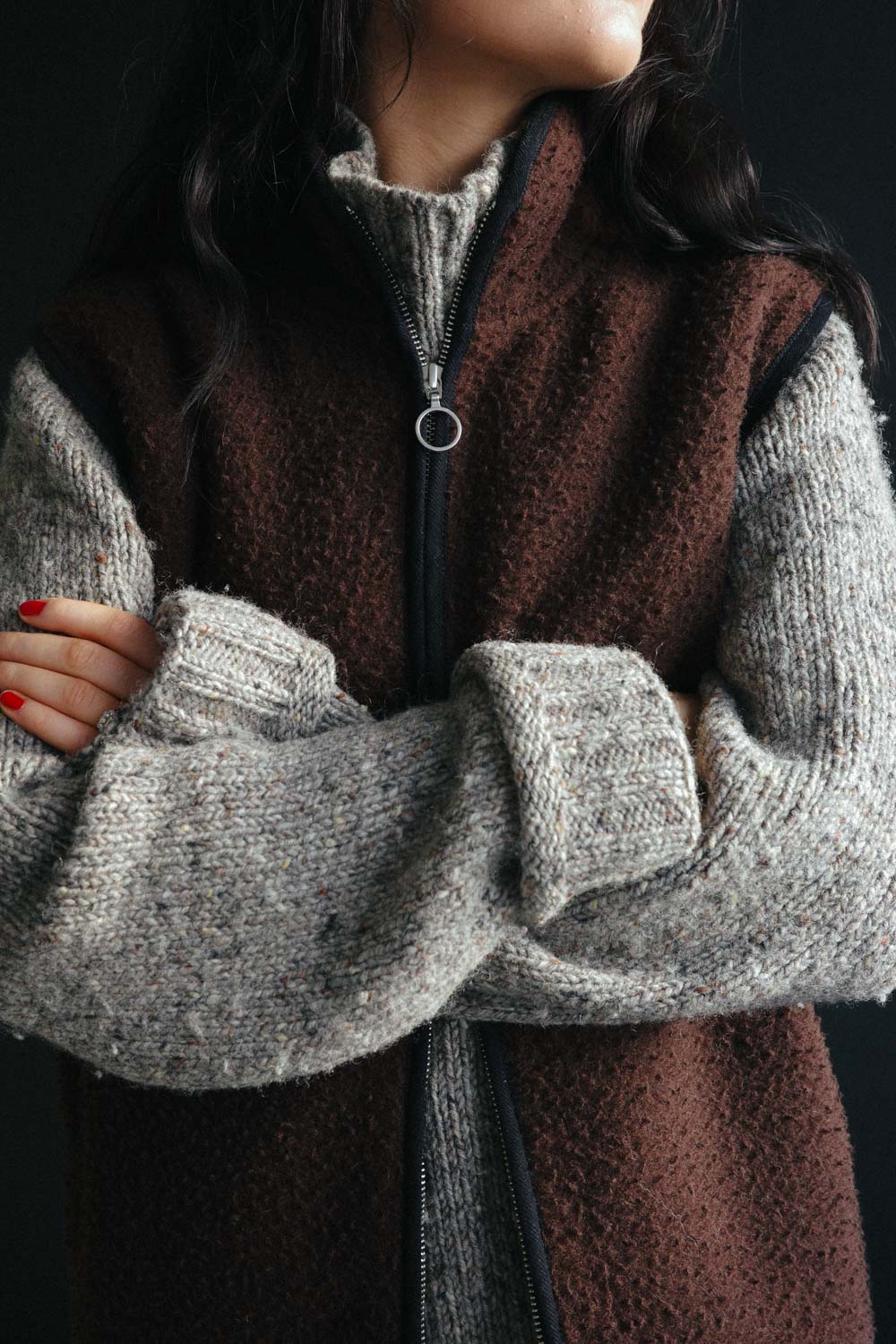 Gallery images of the THE CASENTINO BLANKET VEST - BROWN