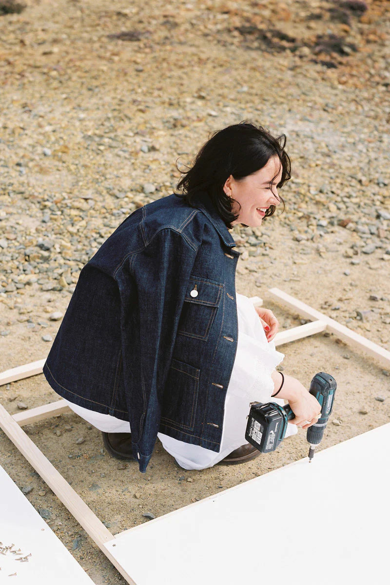 Gallery images of the WOMEN'S BATCH NO.12 - DARK WASH