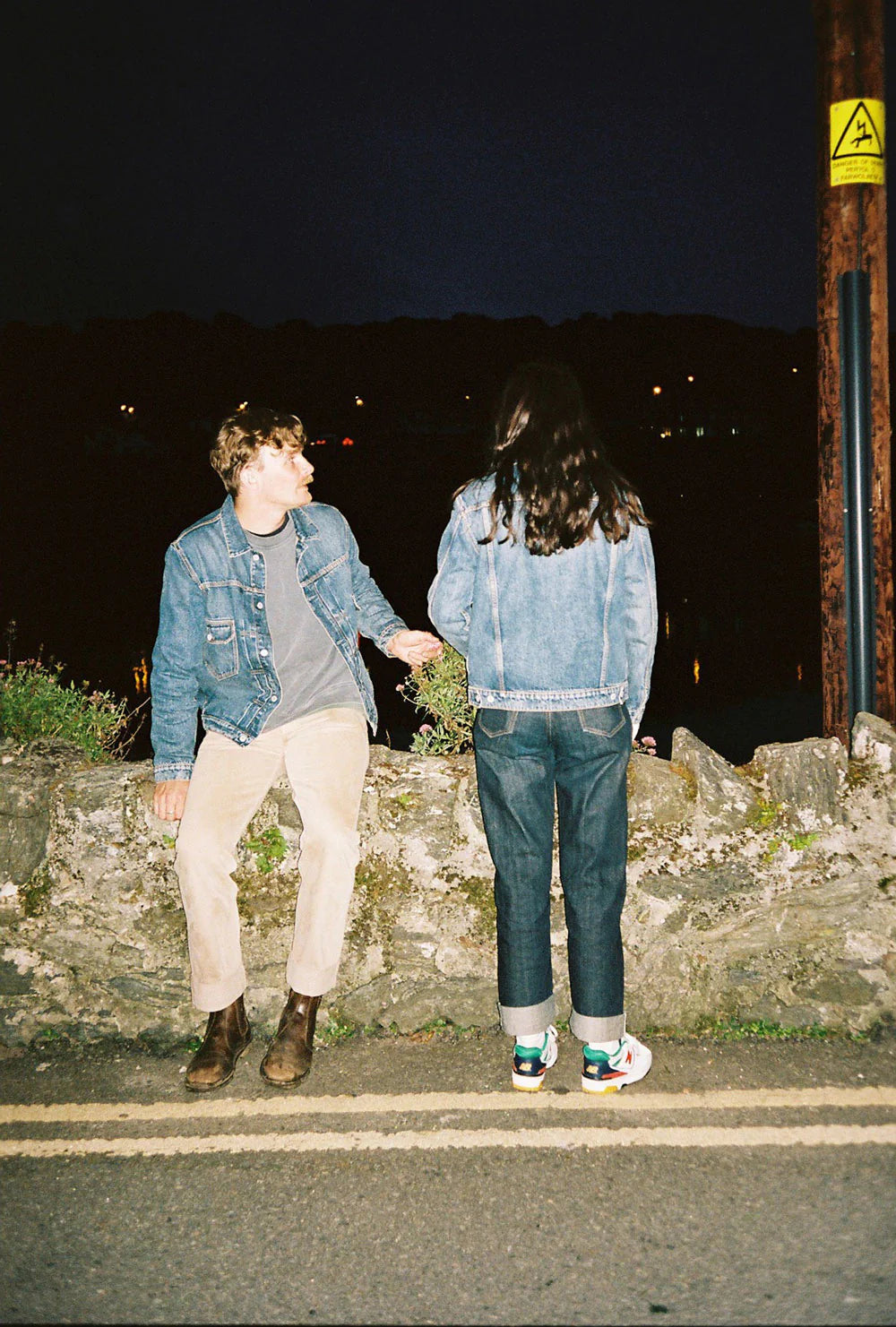 Gallery images of the WOMEN'S BATCH NO.9 - LIGHT VINTAGE WASH
