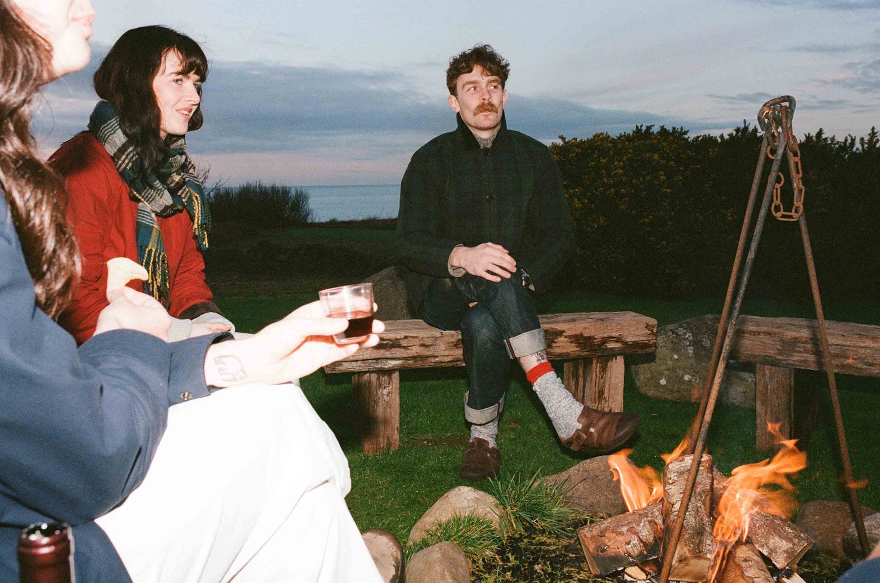 Gallery images of the BATCH NO.17 - BLACKWATCH TARTAN - MEN'S