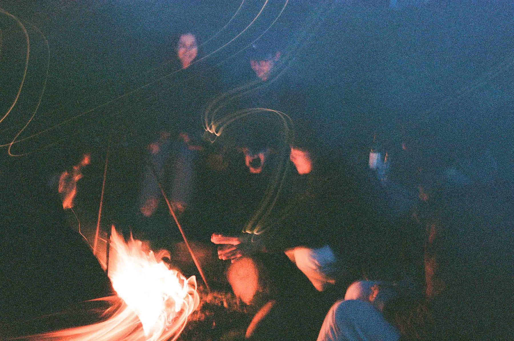 Gallery images of the BATCH NO.17 - BLACKWATCH TARTAN - MEN'S