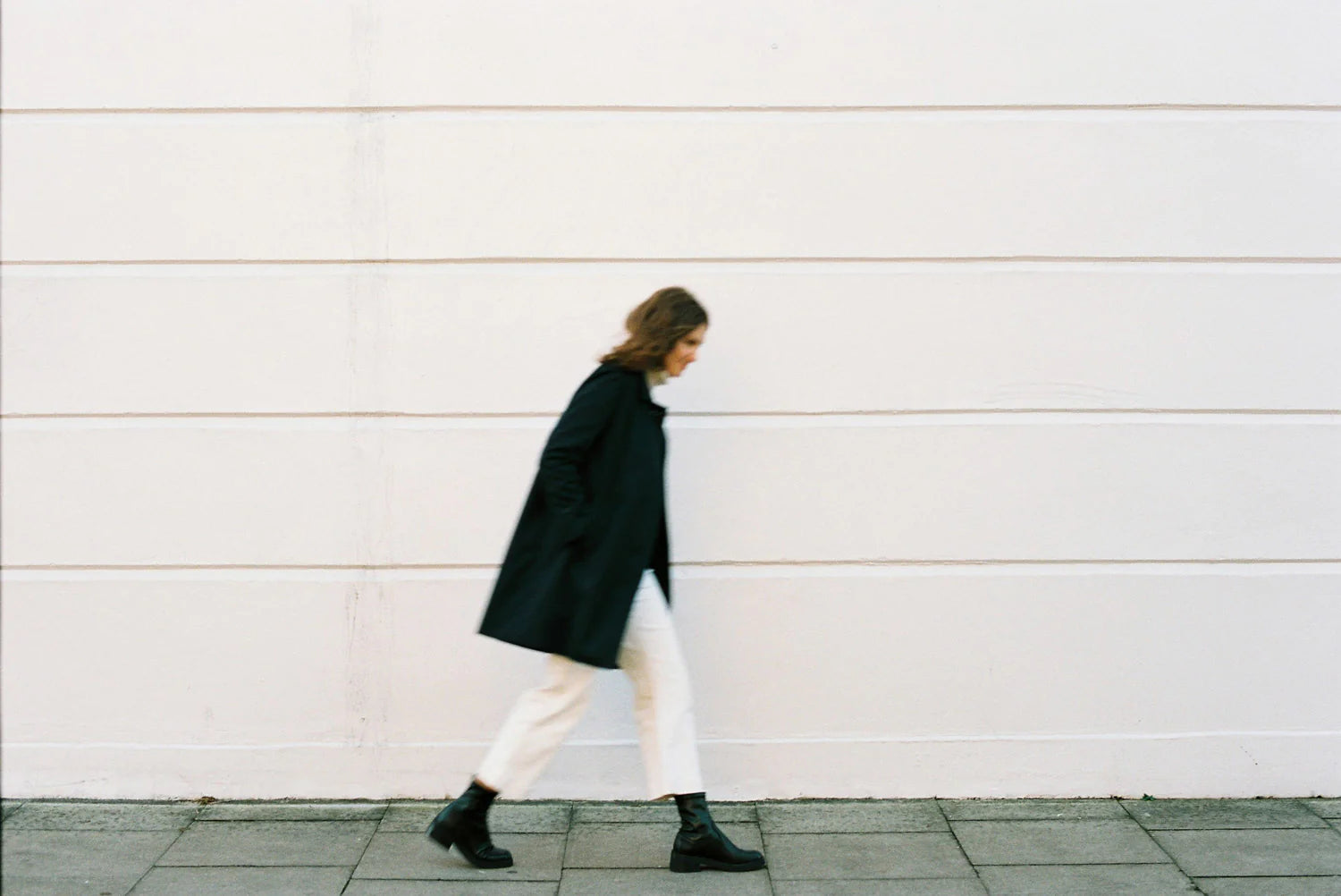 Gallery images of the WOMEN'S BATCH NO.10 - DARK NAVY