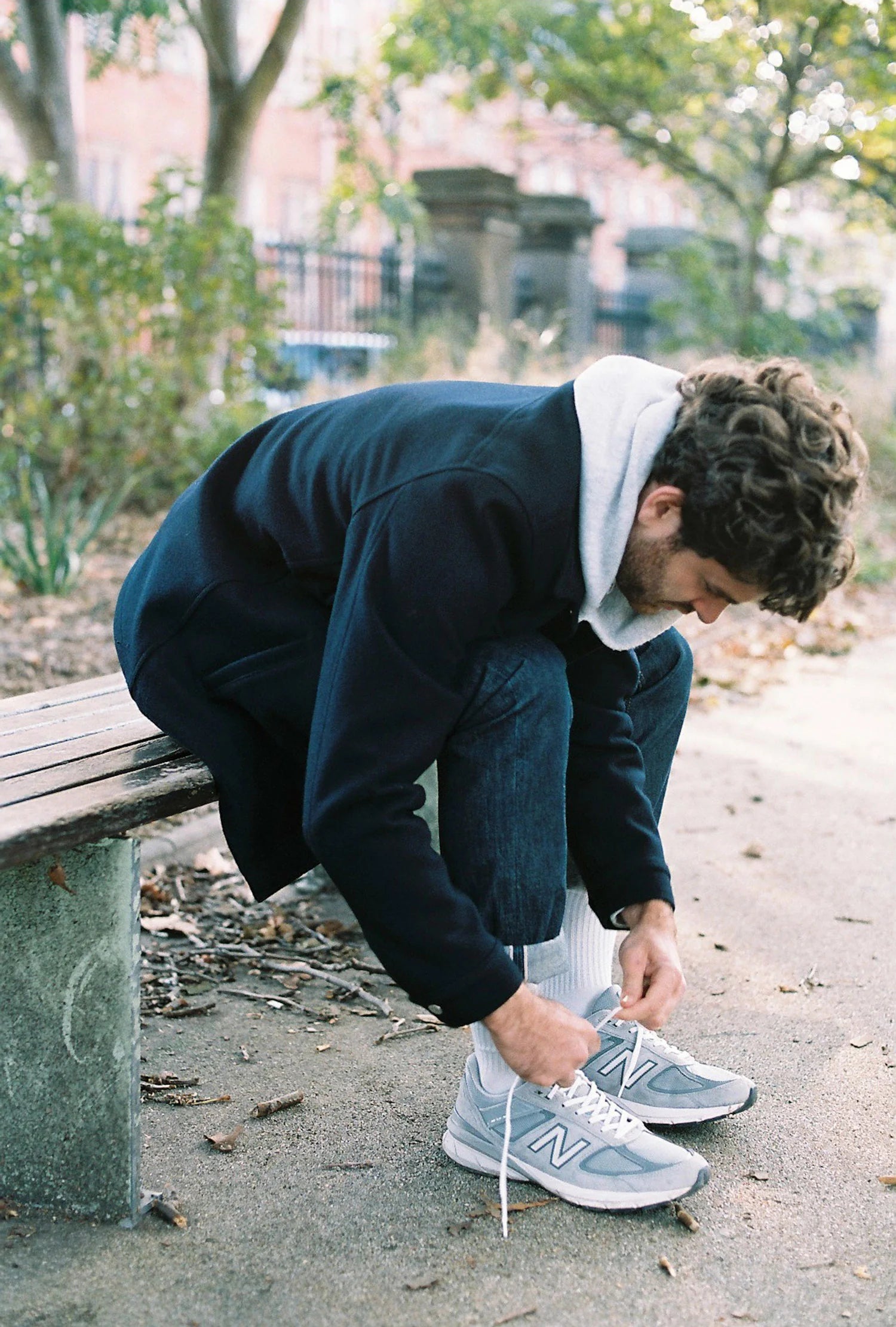 Gallery images of the MEN'S BATCH NO.5 - NAVY