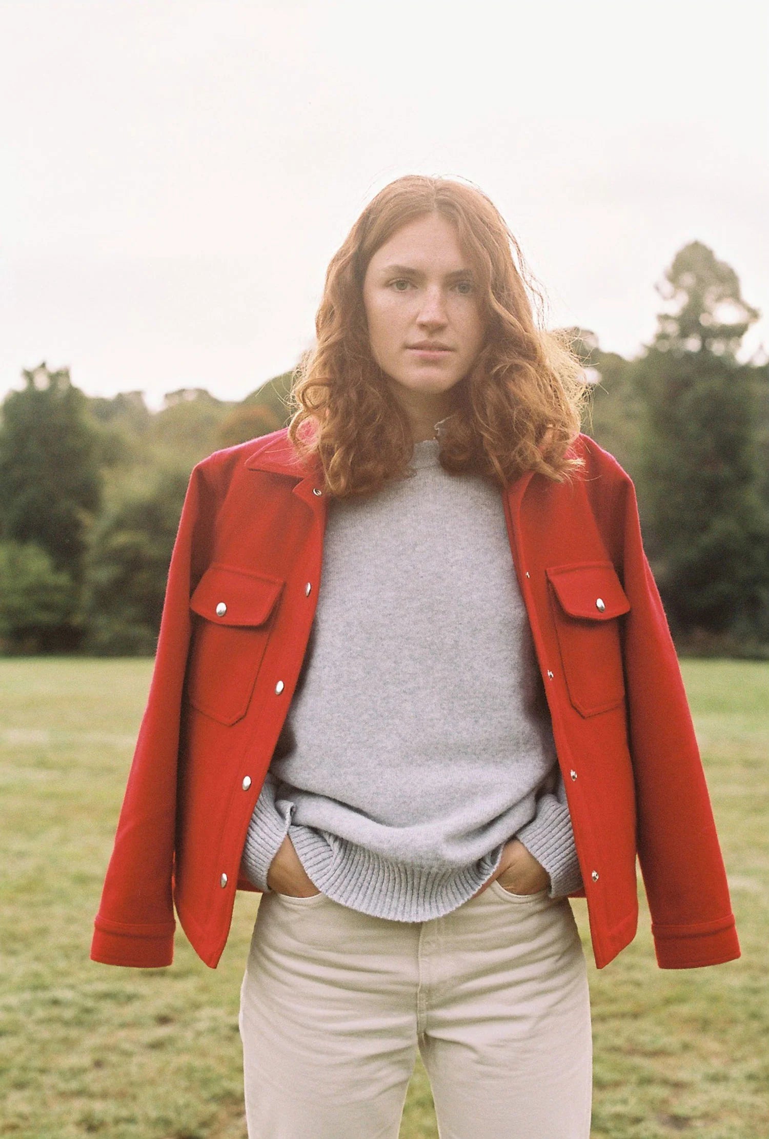 Gallery images of the WOMEN'S BATCH NO.5 - PAYNTER RED