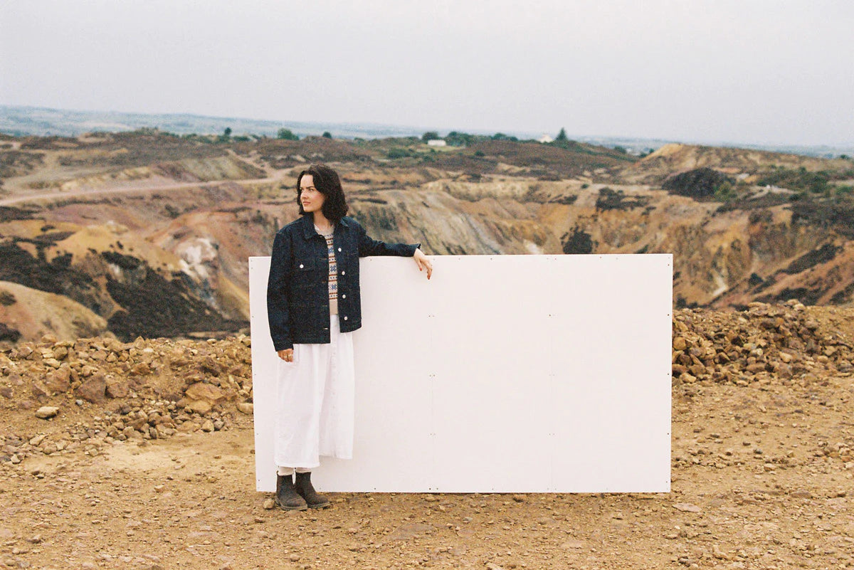 Gallery images of the WOMEN'S BATCH NO.12 - DARK WASH