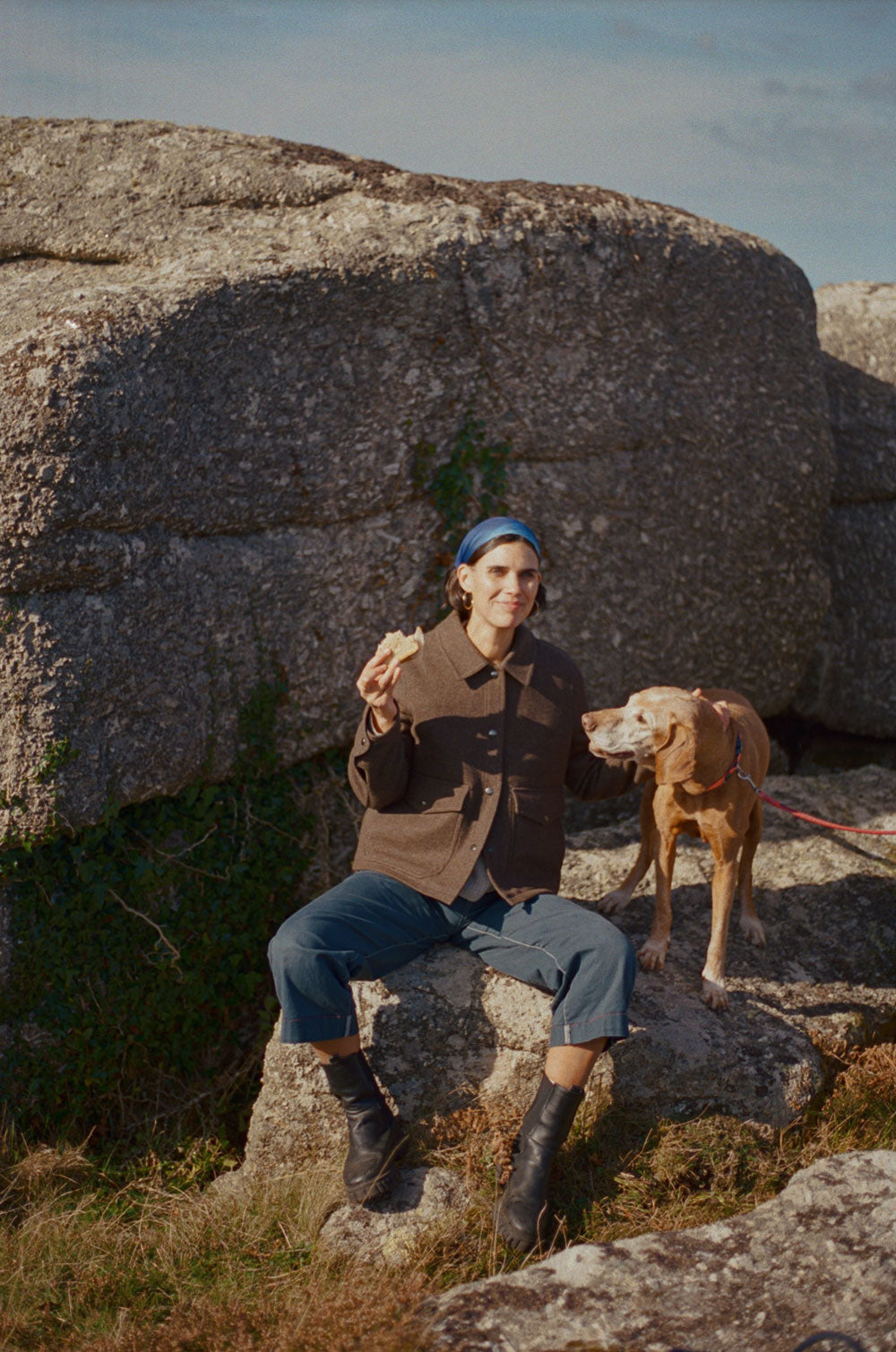 Gallery images of the WOMEN'S BATCH NO.22 - BARK BROWN