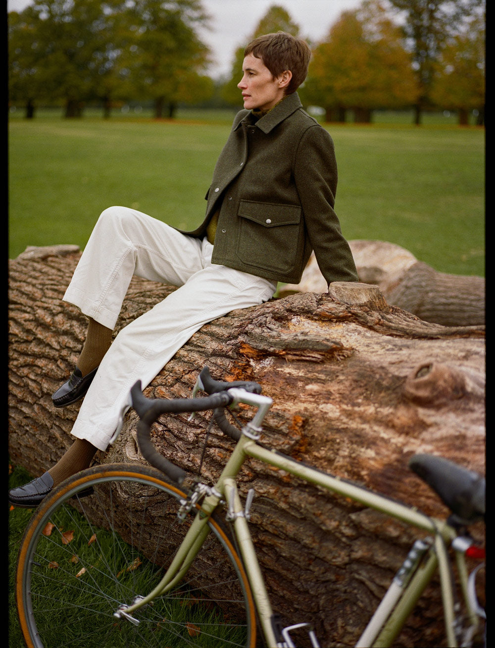 Gallery images of the WOMEN'S BATCH NO.22 - PINE GREEN