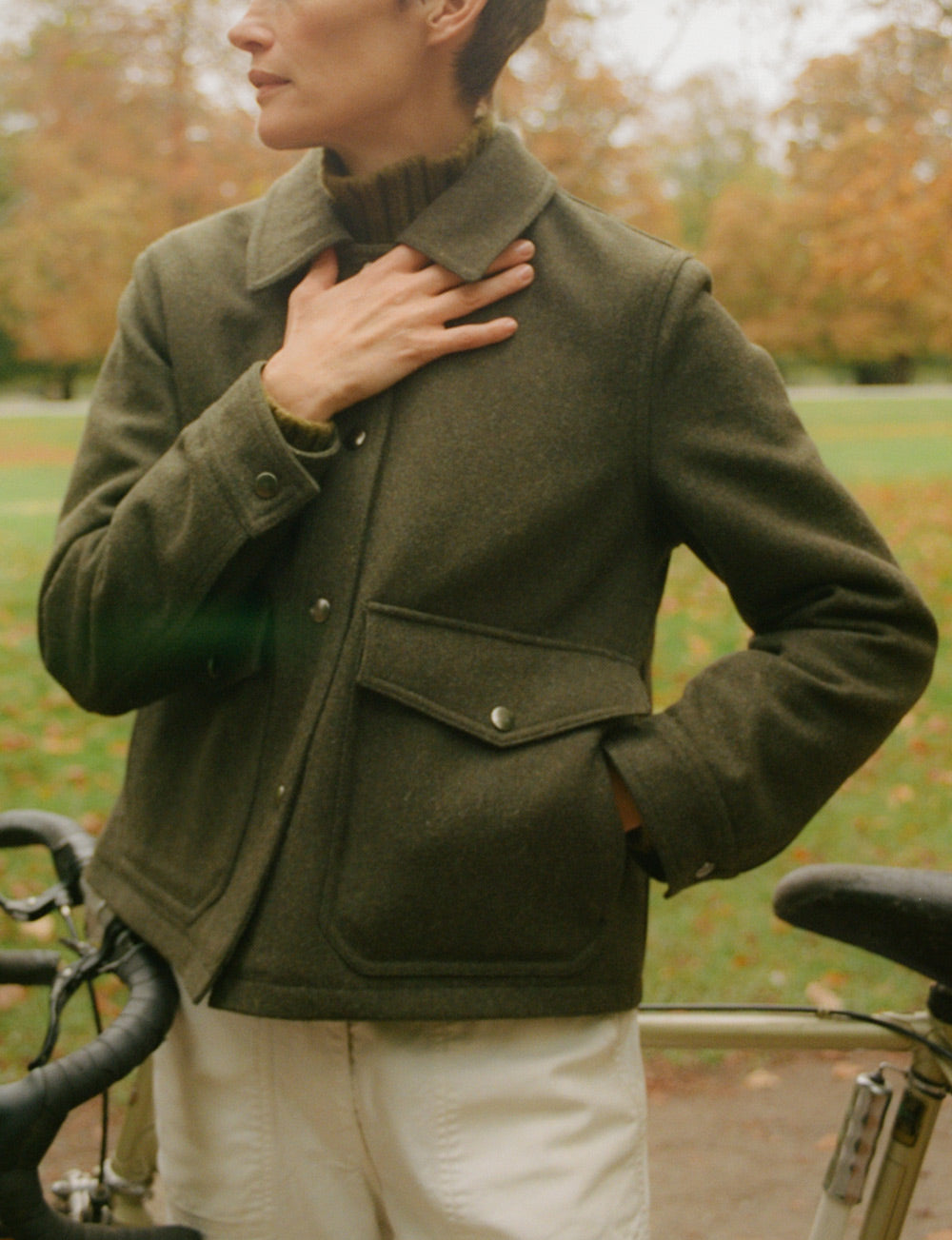 Gallery images of the WOMEN'S BATCH NO.22 - PINE GREEN