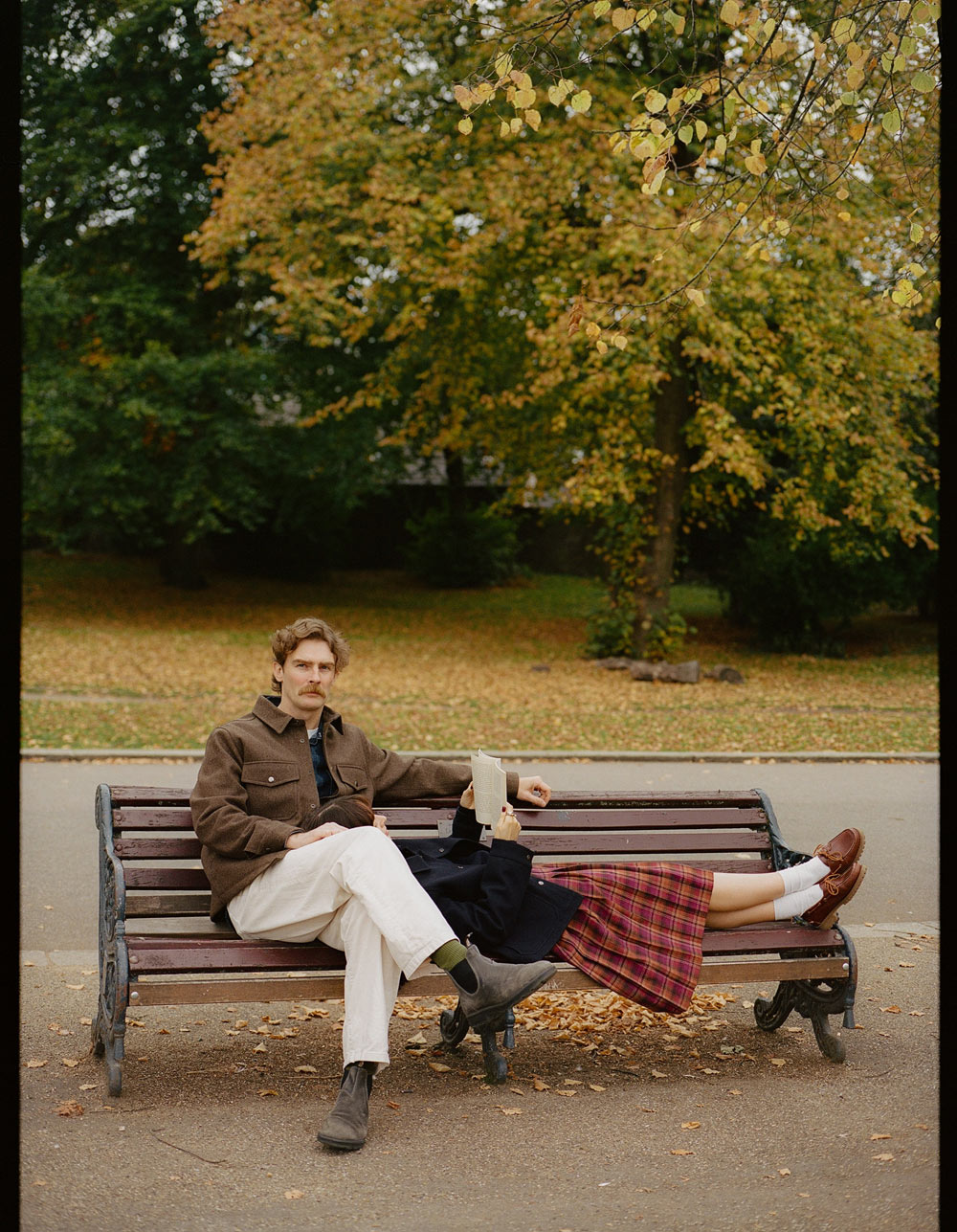 Gallery images of the WOMEN'S BATCH NO.22 - DEEP NAVY