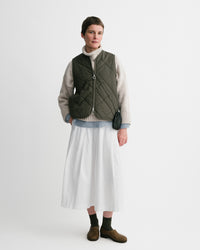 main WOMEN'S SPRUCE GREEN QUILTED VEST
