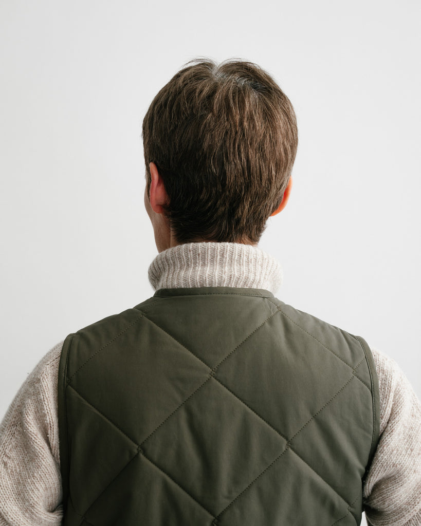 main WOMEN'S SPRUCE GREEN QUILTED VEST