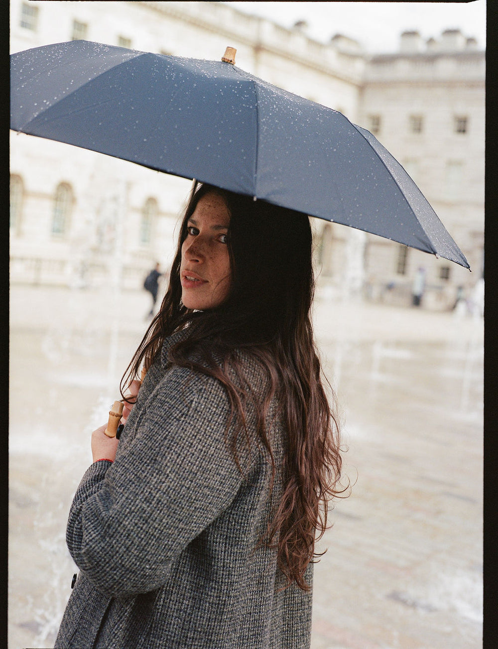 Gallery images of the WOMEN'S BATCH NO.25 - HARRIS TWEED MICRO CHECK