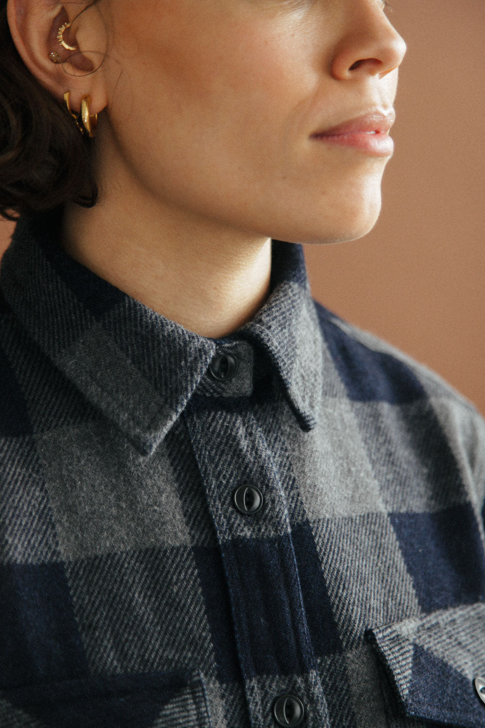 Gallery images of the Women’s Japanese Indigo Check Flannel Shirt (Grey)
