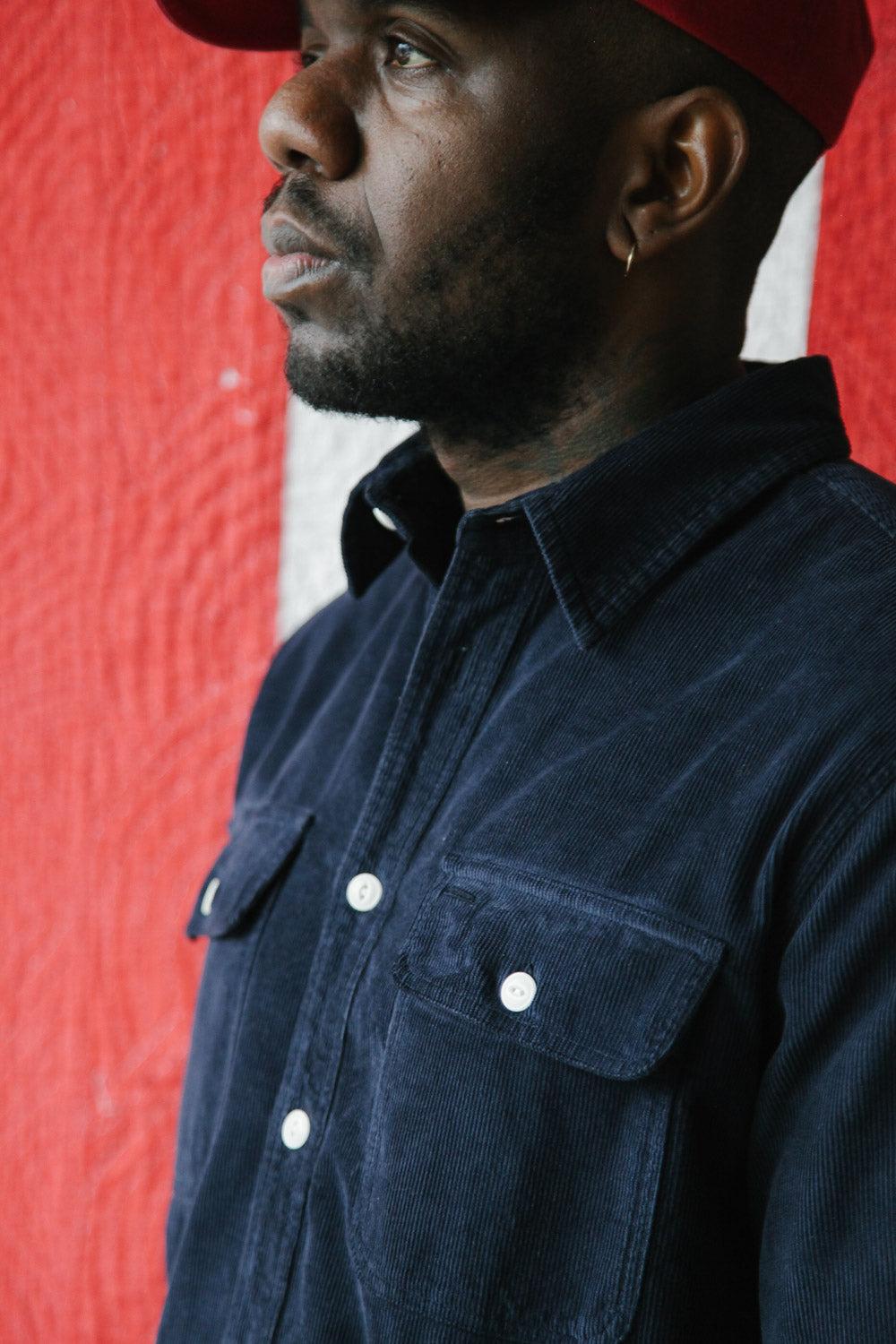 Gallery images of the Men’s French Corduroy Workshirt - French Navy