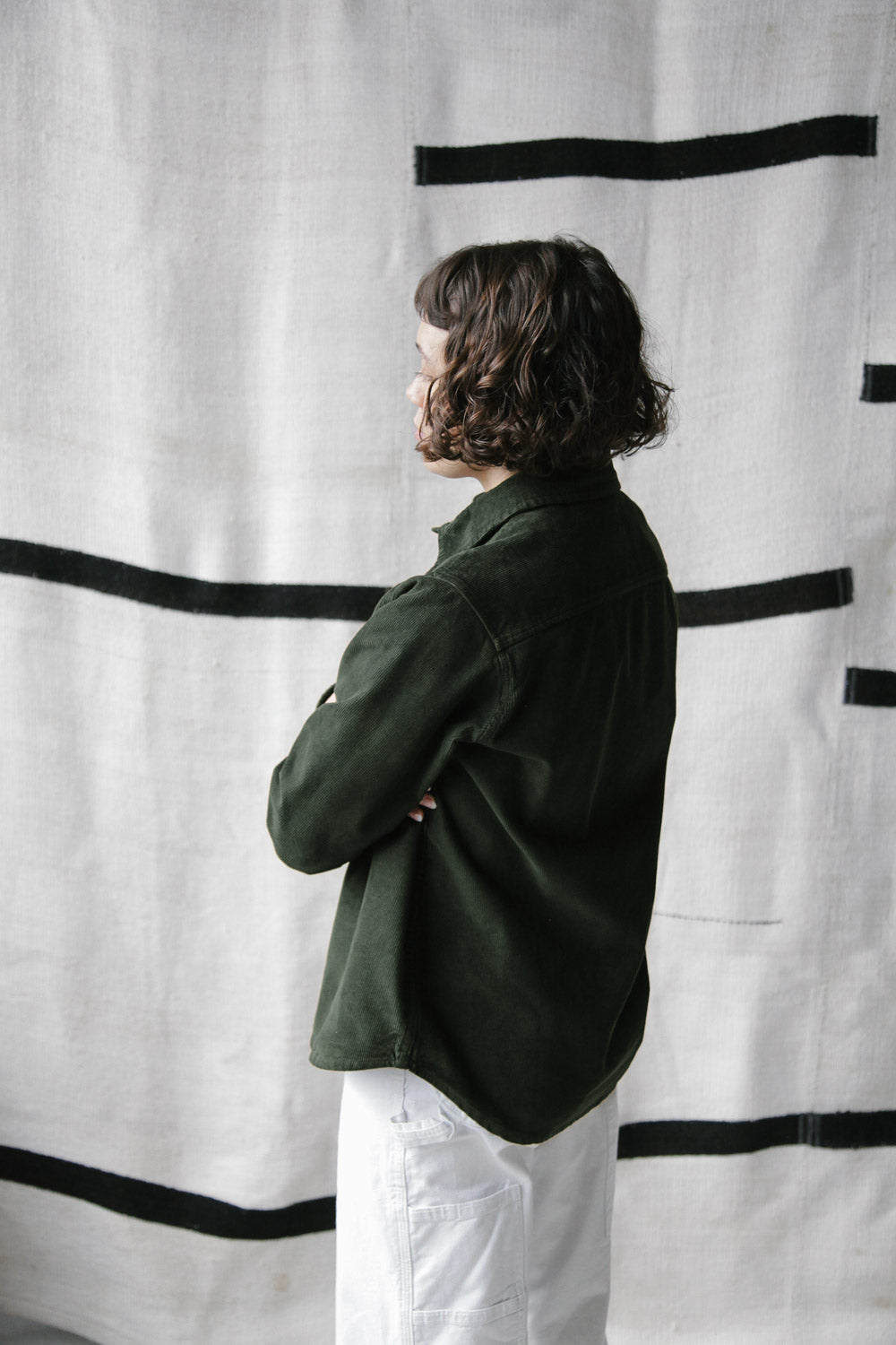 Gallery images of the Women’s French Corduroy Workshirt - Pine Green