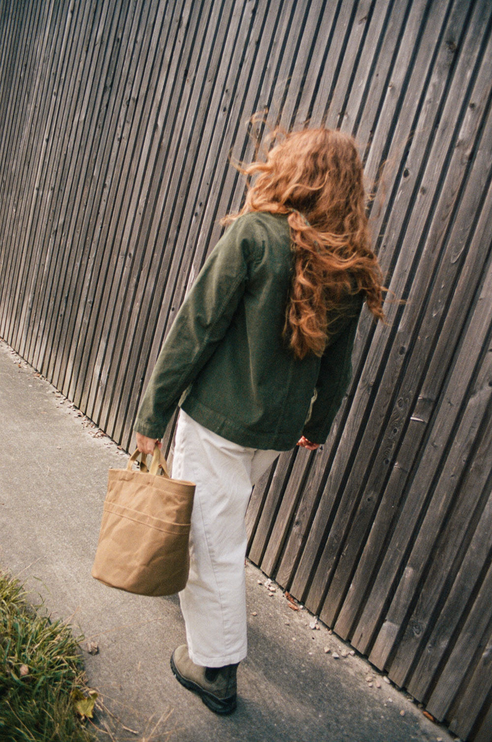 Gallery images of the WOMEN'S BATCH NO.21 - PINE GREEN