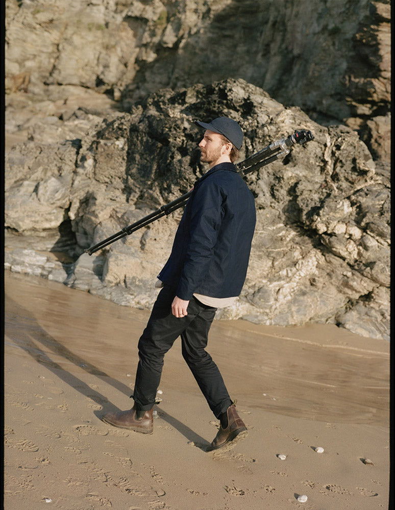 Gallery images of the MEN'S BATCH NO.23 - CLASSIC NAVY