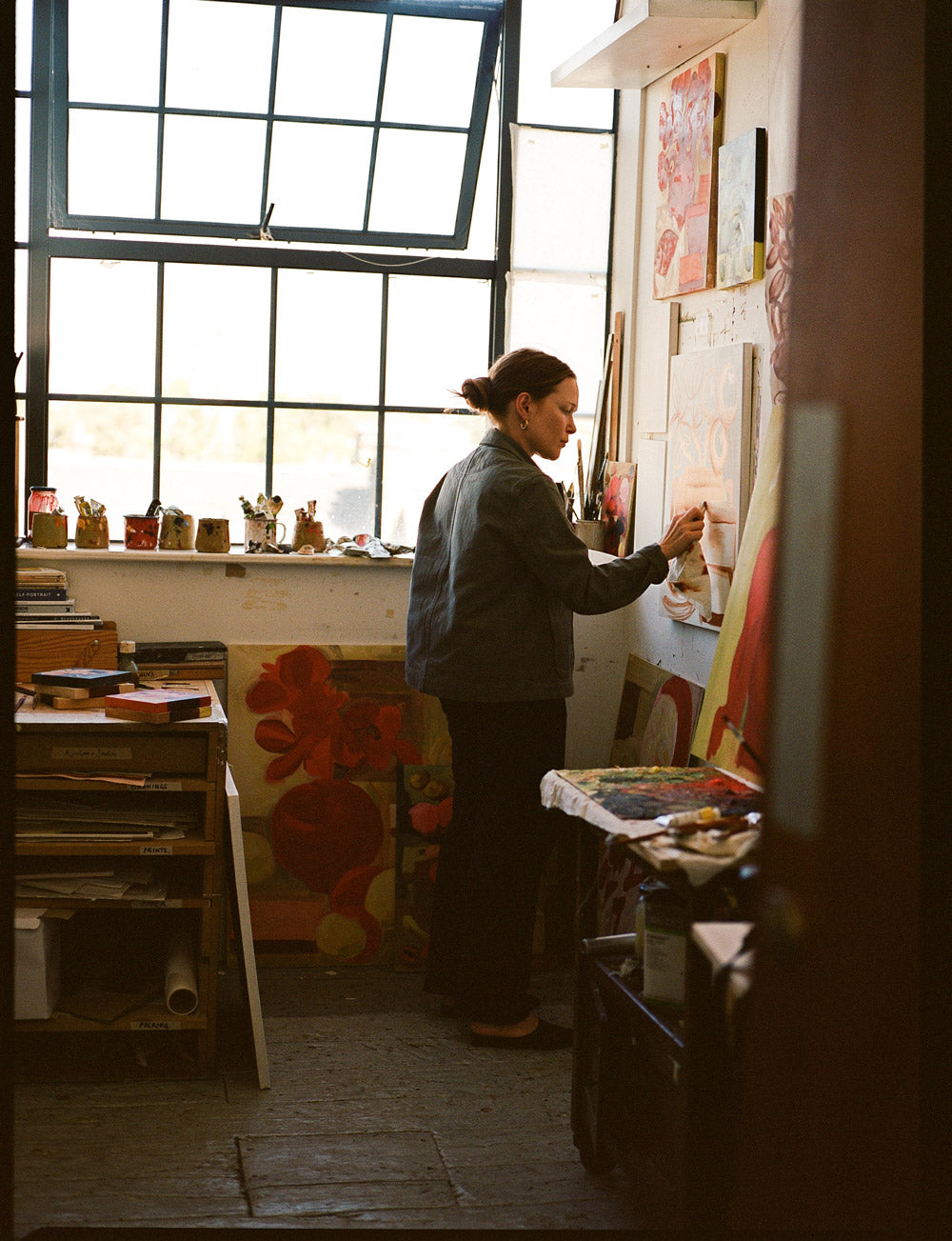 Gallery images of the WOMEN'S BATCH NO.24 - SAGE